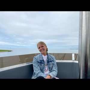 Meet your Posher, Anna